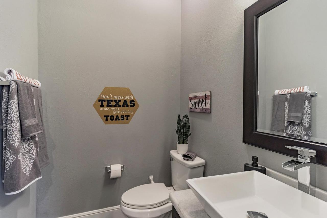 Modern, Houston Inspired House With Best Views Of Downtown! - Less Than 1 Mile To Eado Midtown Bars Home ภายนอก รูปภาพ